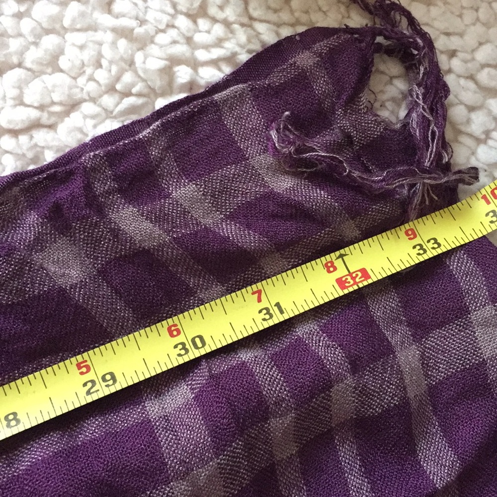NWOT Kenneth Cole square scarf - Picture 5 of 5